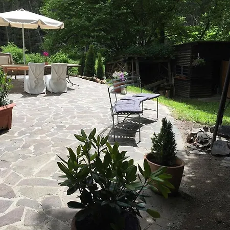 Fuer 7 Personen Und 1 Kind In Blankenheim, Eifel *